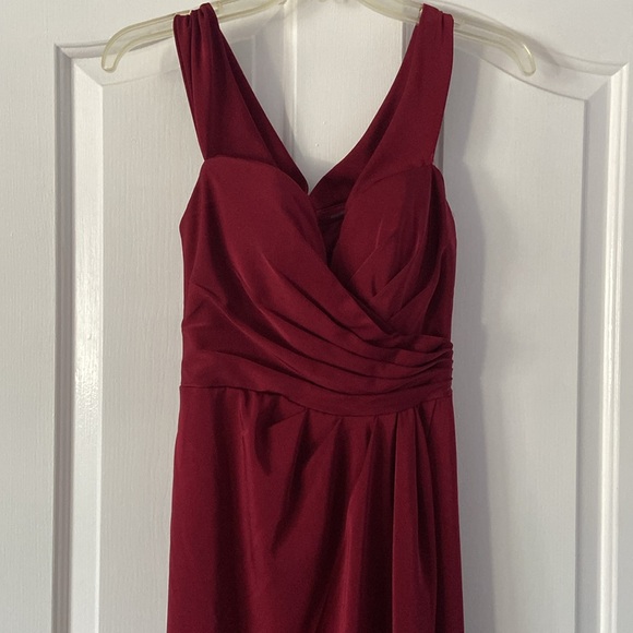NWOT Annie Lee Red Off-Shoulder Slit Gown – Elegant Formal Dress, Size S - Picture 3 of 6